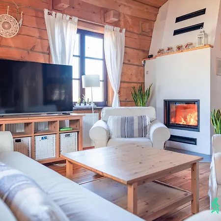 Dom Na Wzgorzu, Myweek 波兰尼卡-兹德鲁伊