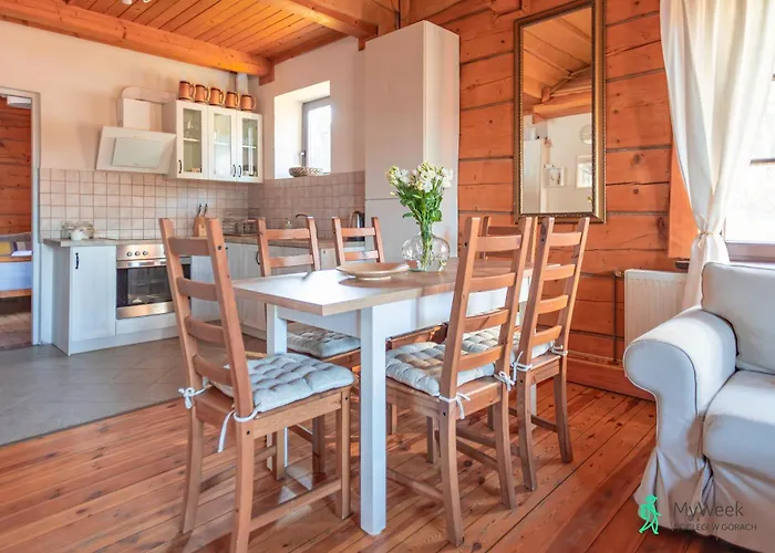 Dom Na Wzgorzu, Myweek 度假居